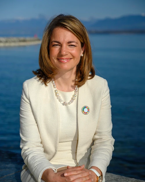 Elise Buckle